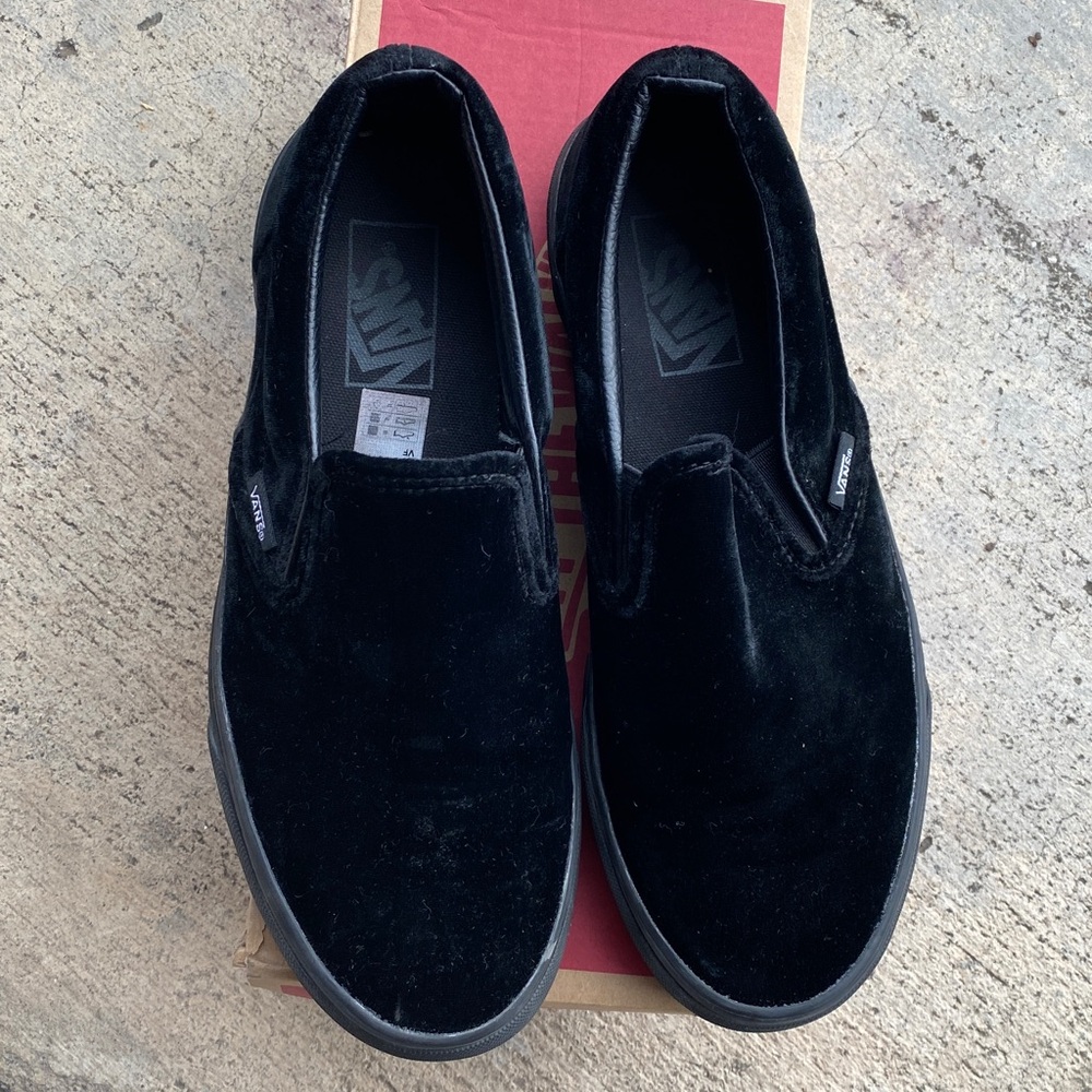 Vans Classic Velvet Black Slip On Sneakers Women's Size 8